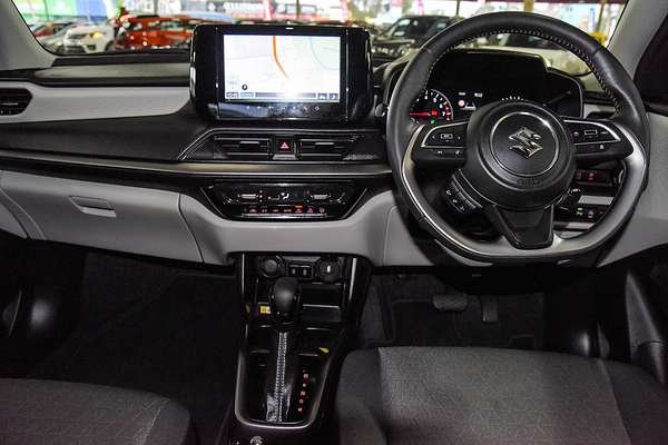 2024 Suzuki Swift Hybrid GLX UZ