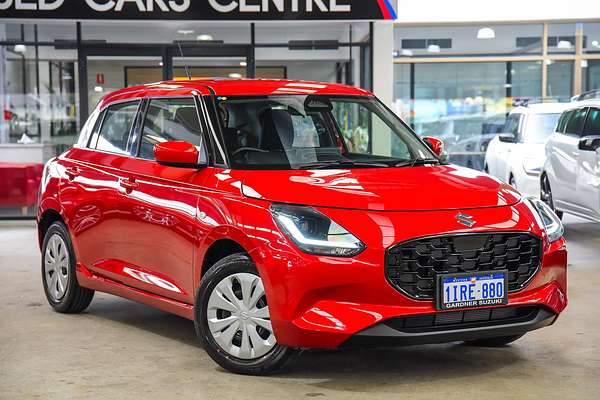 2025 Suzuki Swift Hybrid UZ