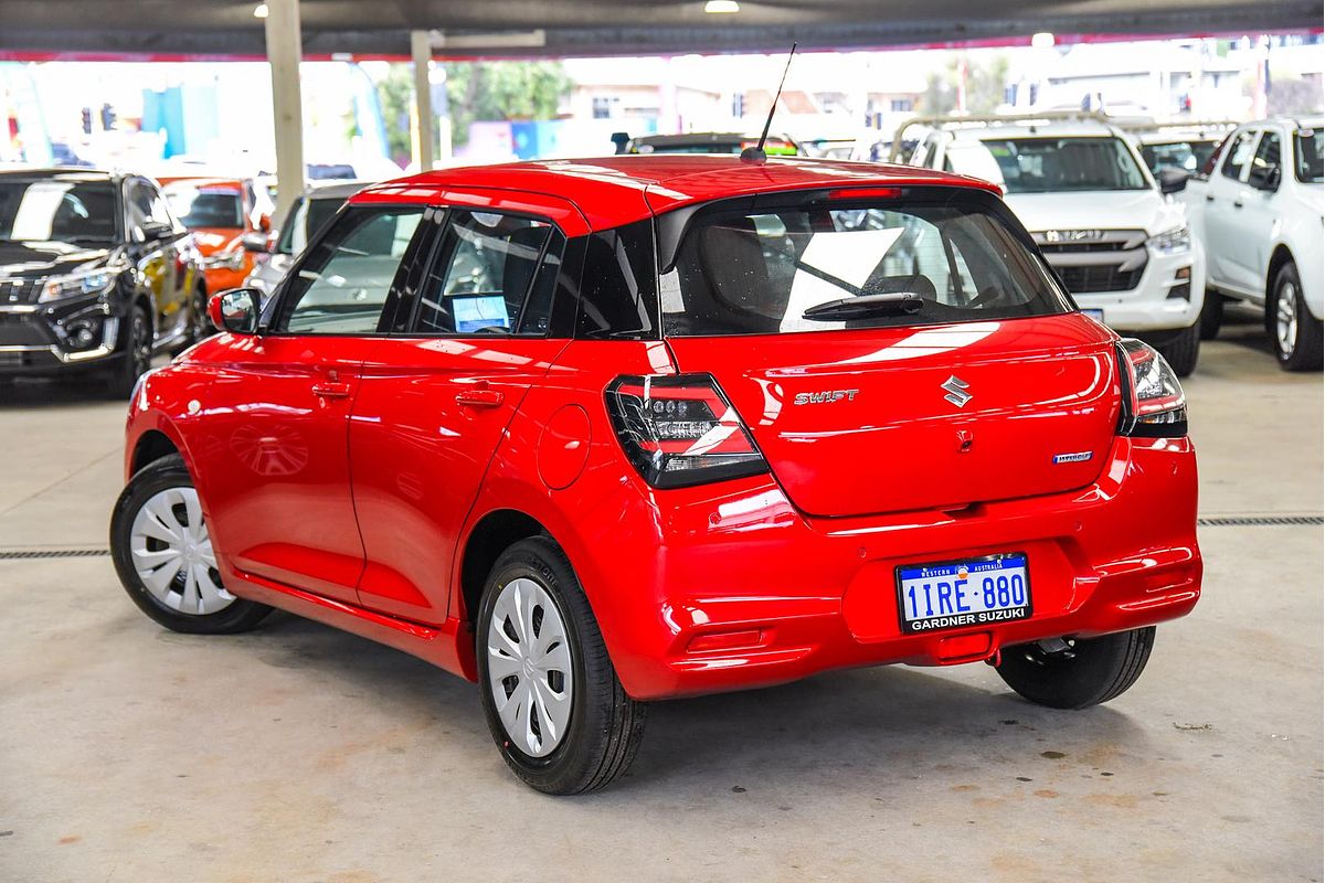 2025 Suzuki Swift Hybrid UZ