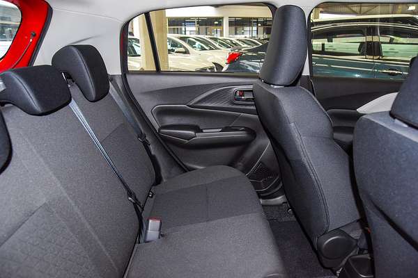 2025 Suzuki Swift Hybrid UZ
