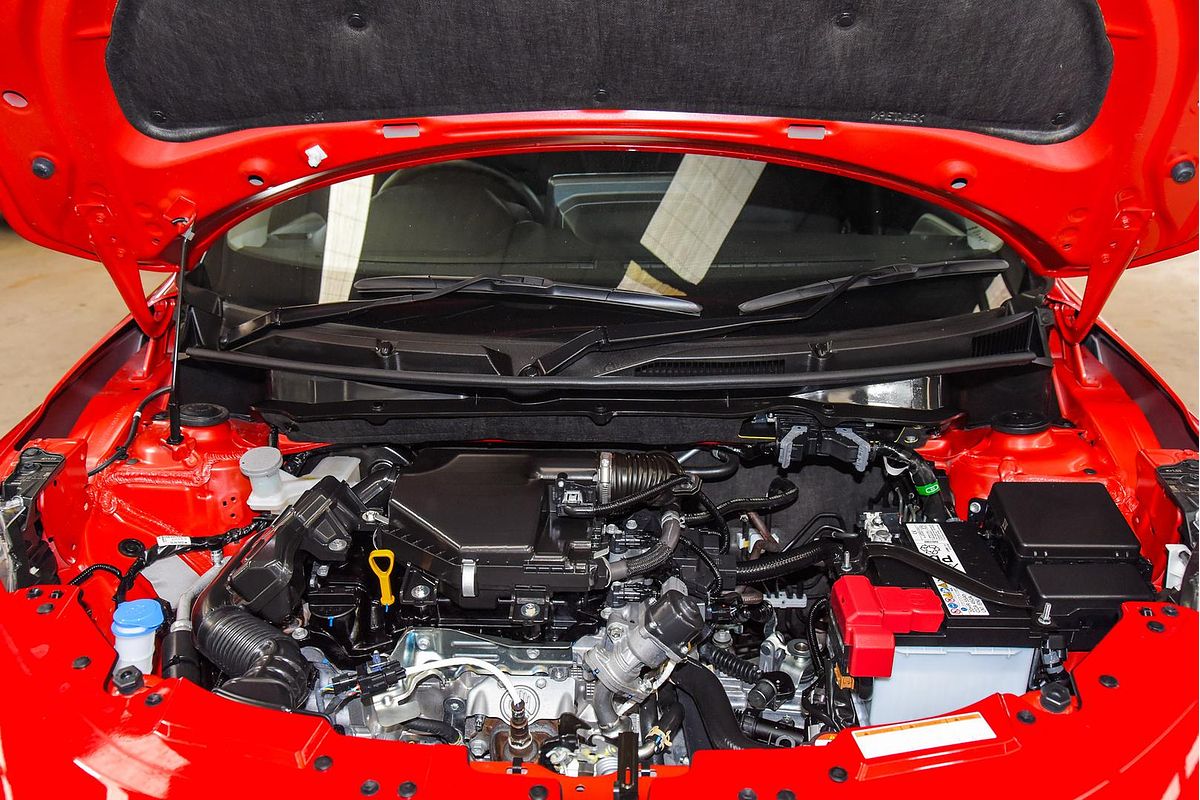 2025 Suzuki Swift Hybrid UZ