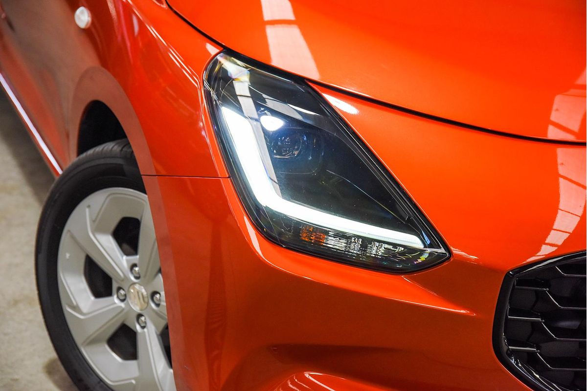 2024 Suzuki Swift Hybrid Plus UZ