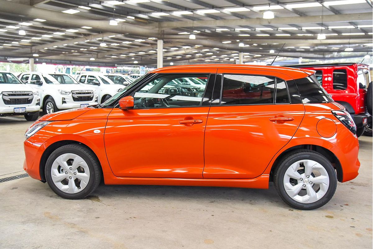 2024 Suzuki Swift Hybrid Plus UZ