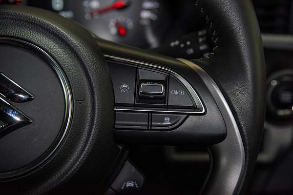 2024 Suzuki Swift Hybrid Plus UZ