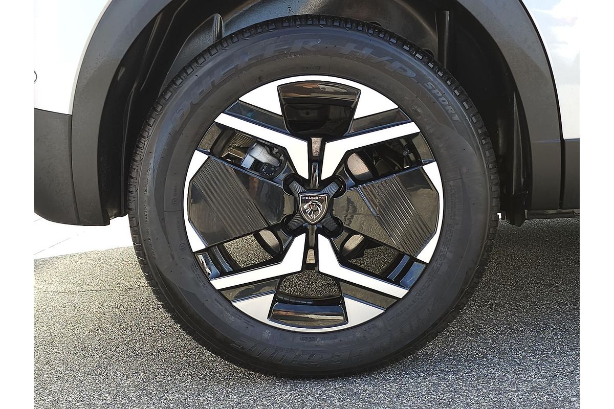 2023 Peugeot 2008 GT P24