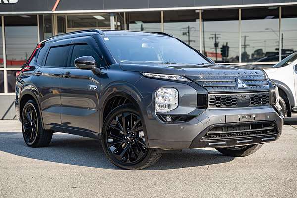 2024 Mitsubishi Outlander PHEV GSR ZM