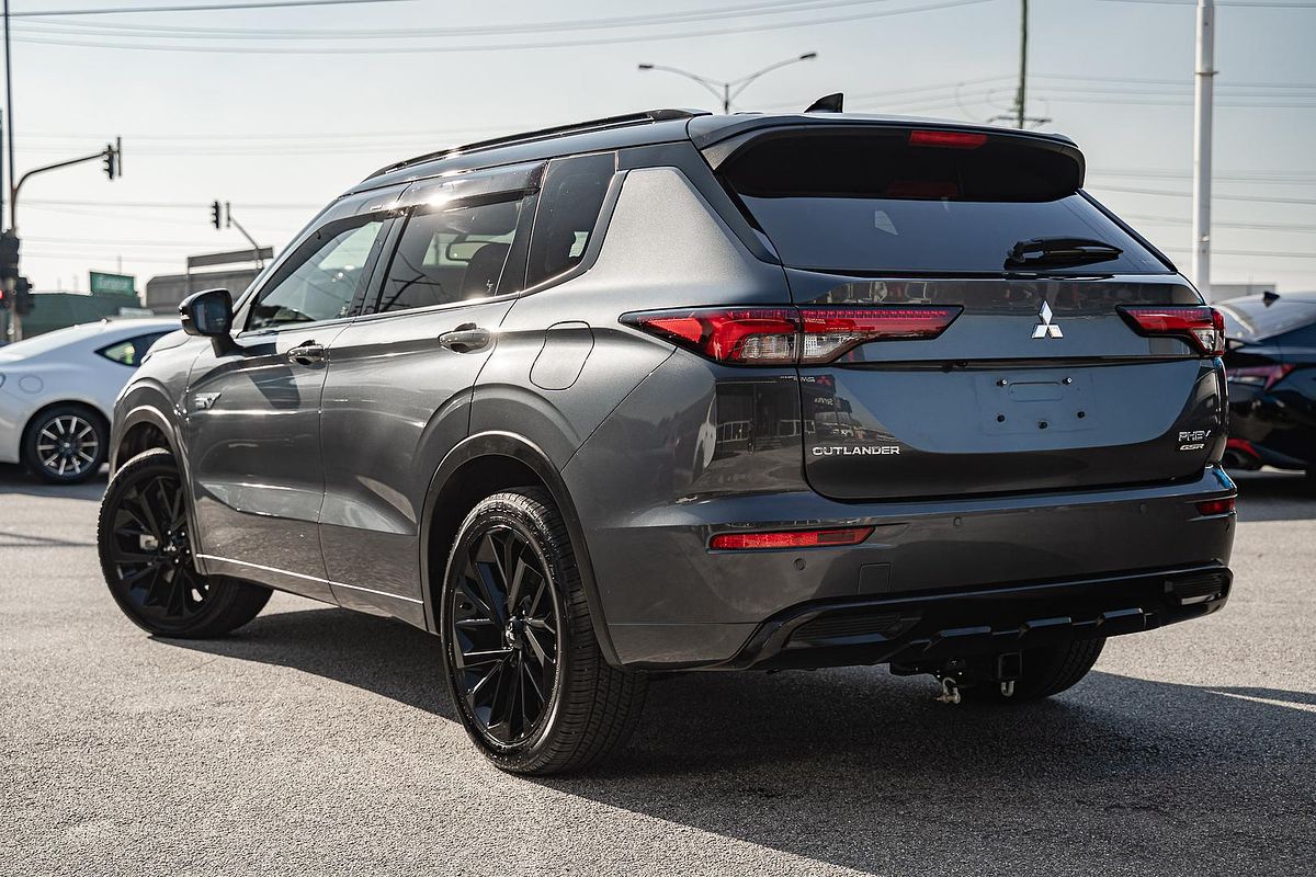 2024 Mitsubishi Outlander PHEV GSR ZM