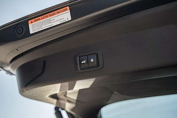 2024 Mitsubishi Outlander PHEV GSR ZM
