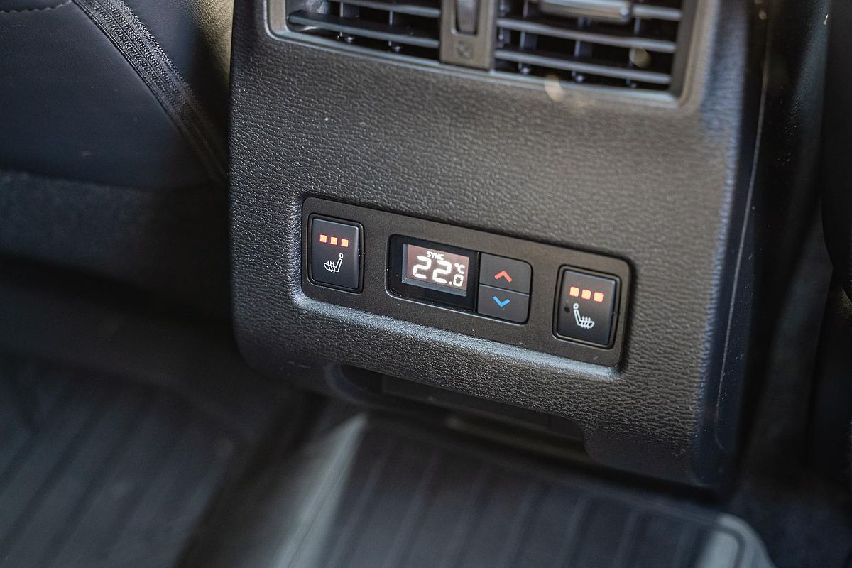 2024 Mitsubishi Outlander PHEV GSR ZM