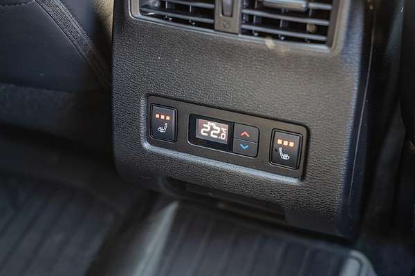 2024 Mitsubishi Outlander PHEV GSR ZM