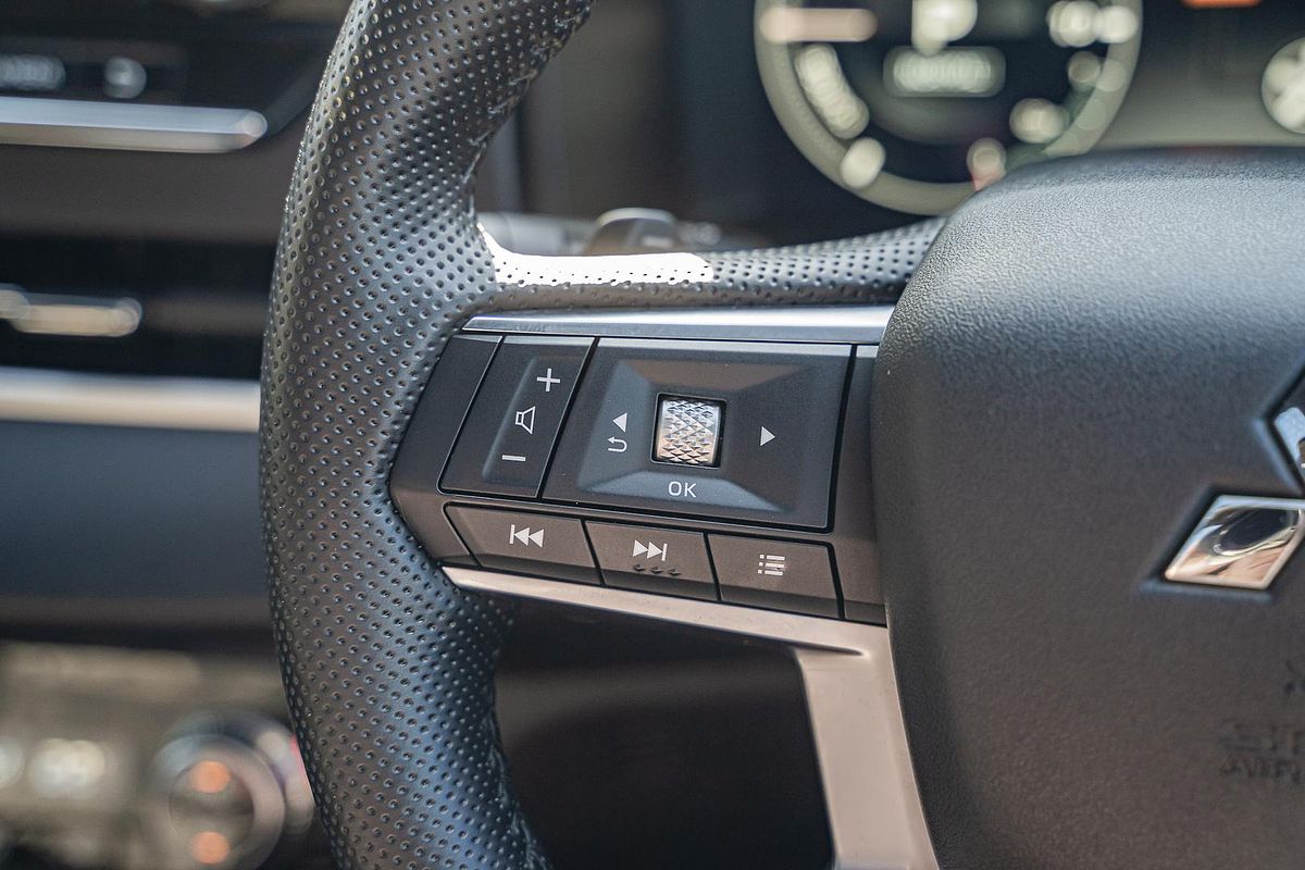 2024 Mitsubishi Outlander PHEV GSR ZM