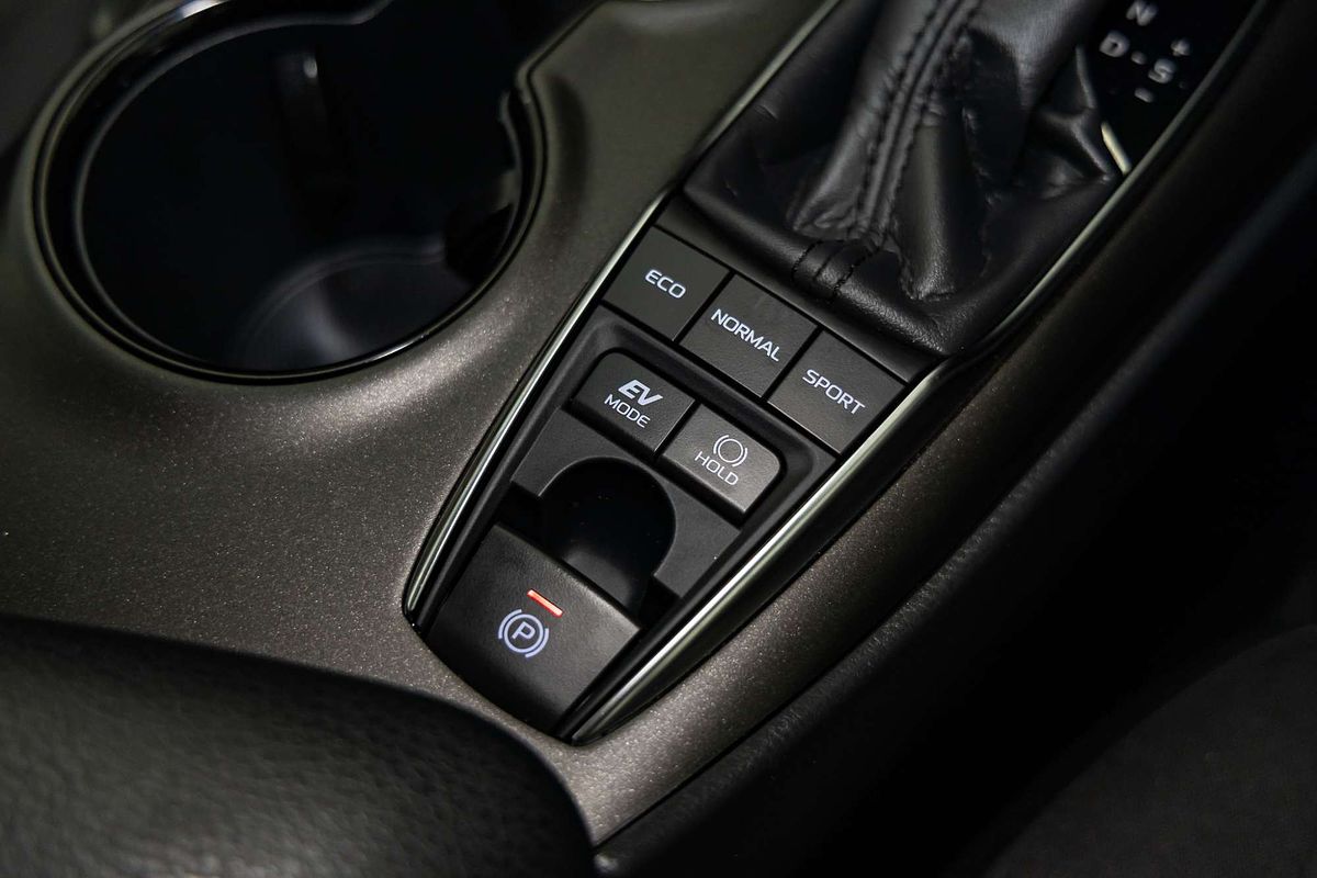 2023 Toyota Camry Ascent AXVH70R