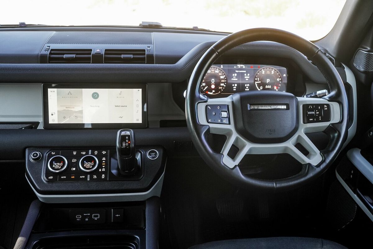 2020 Land Rover Defender 110 D240 S L663