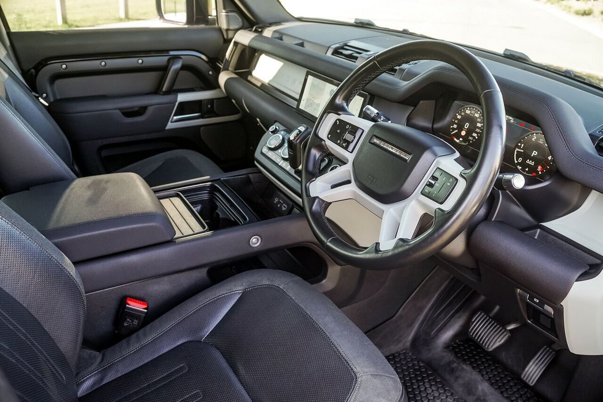 2020 Land Rover Defender 110 D240 S L663