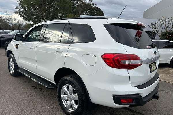 2017 Ford Everest Ambiente UA 3.2L