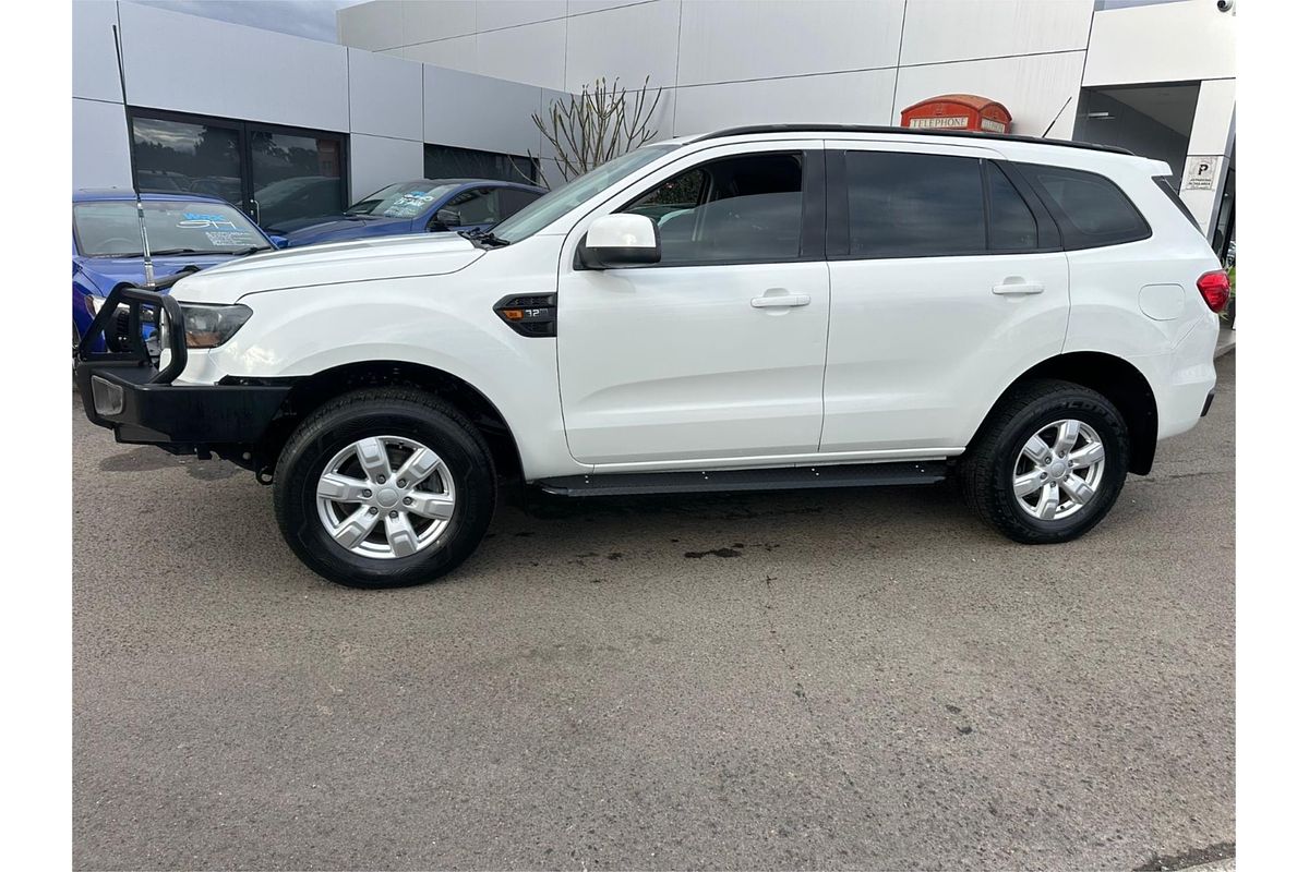 2017 Ford Everest Ambiente UA 3.2L