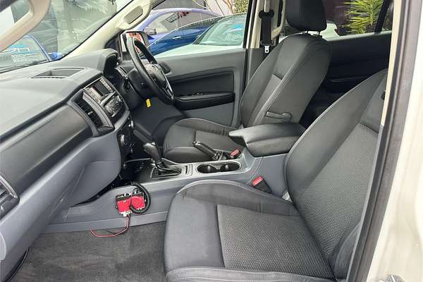 2017 Ford Everest Ambiente UA 3.2L