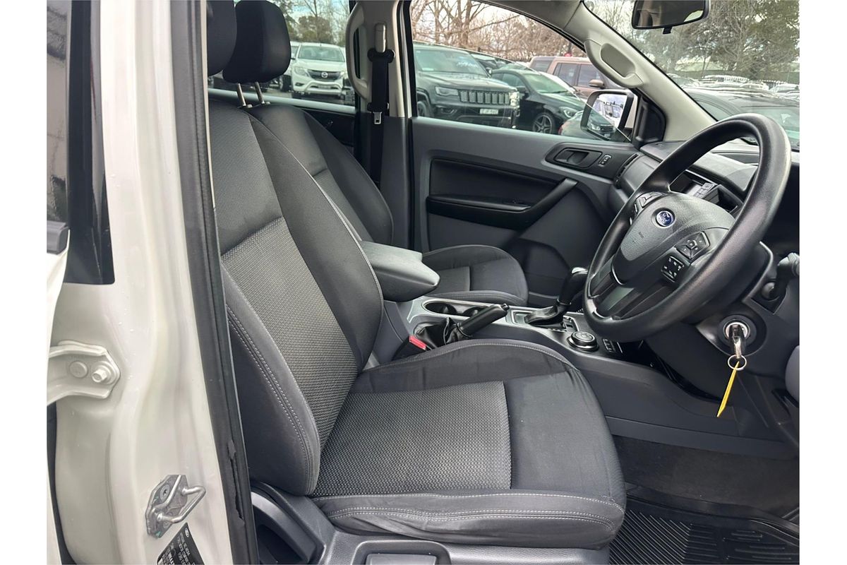 2017 Ford Everest Ambiente UA 3.2L