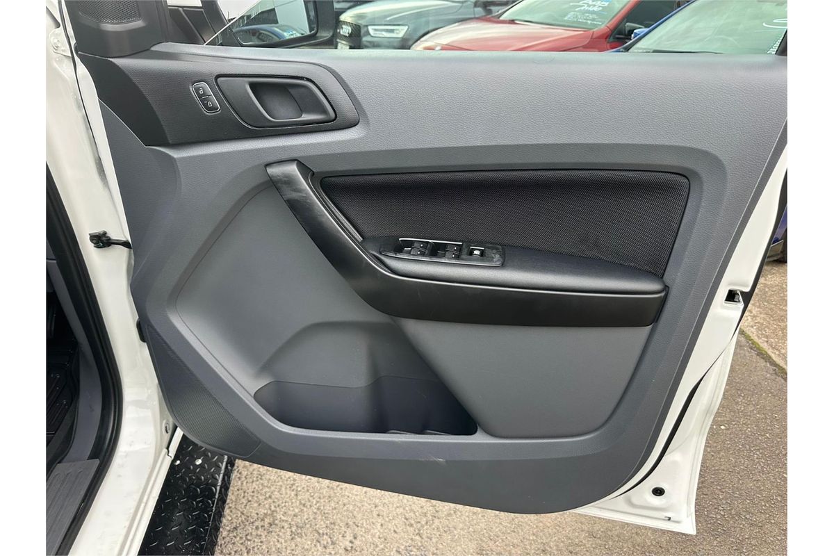 2017 Ford Everest Ambiente UA 3.2L