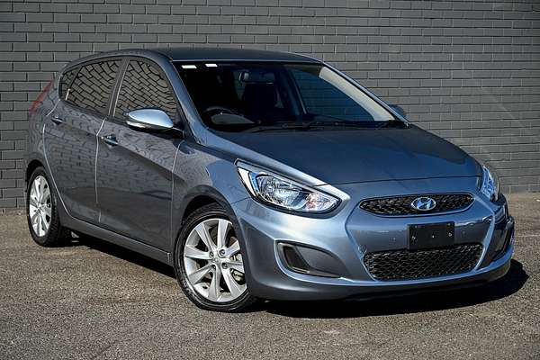 2017 Hyundai Accent Sport RB6