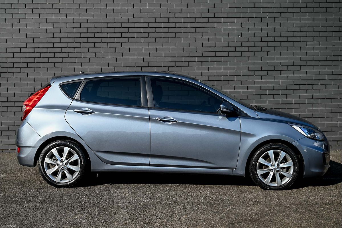 2017 Hyundai Accent Sport RB6