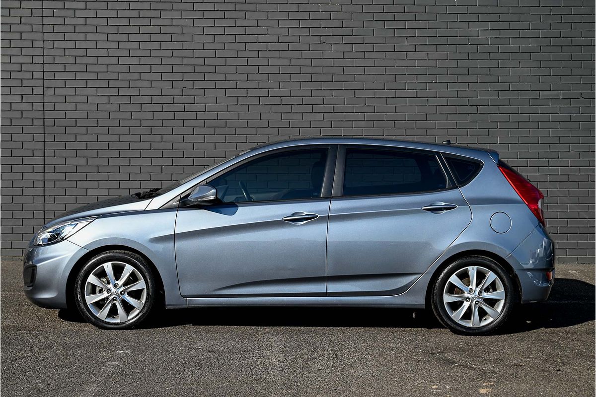 2017 Hyundai Accent Sport RB6
