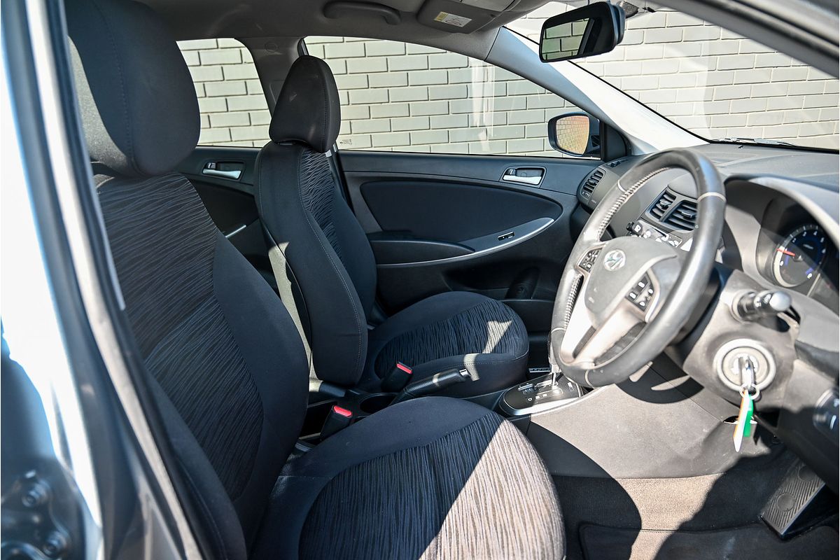 2017 Hyundai Accent Sport RB6