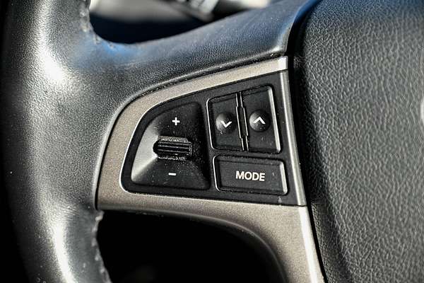 2017 Hyundai Accent Sport RB6