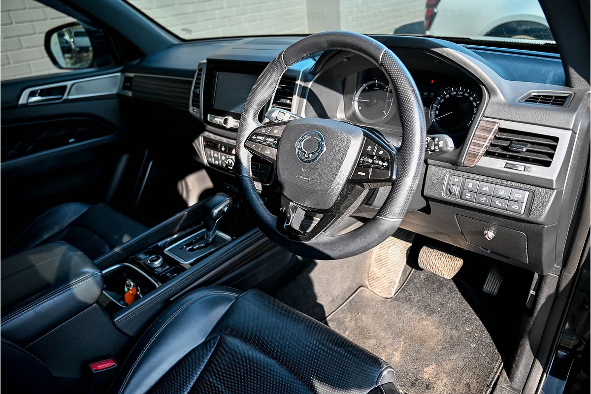 2019 SsangYong Rexton Ultimate Y400