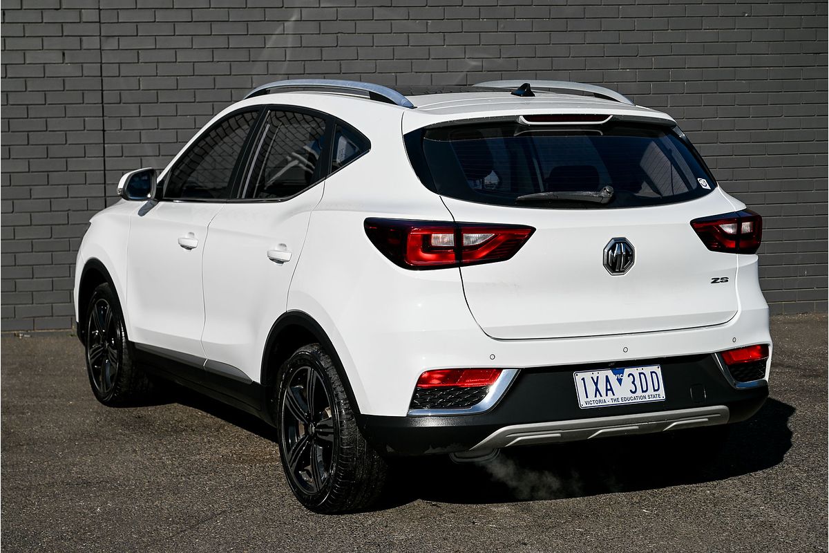 2021 MG ZS Essence AZS1