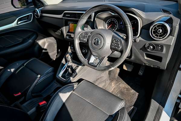 2021 MG ZS Essence AZS1