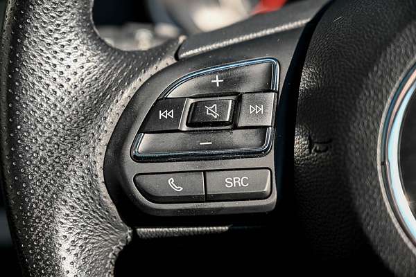 2021 MG ZS Essence AZS1