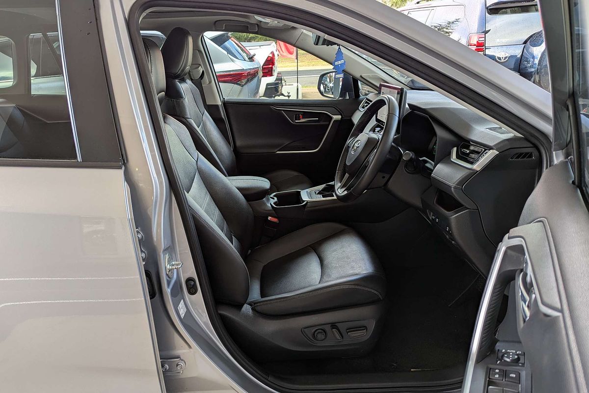 2023 Toyota RAV4 Cruiser AXAH52R