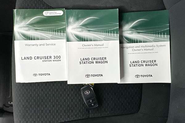 2023 Toyota Landcruiser GXL FJA300R