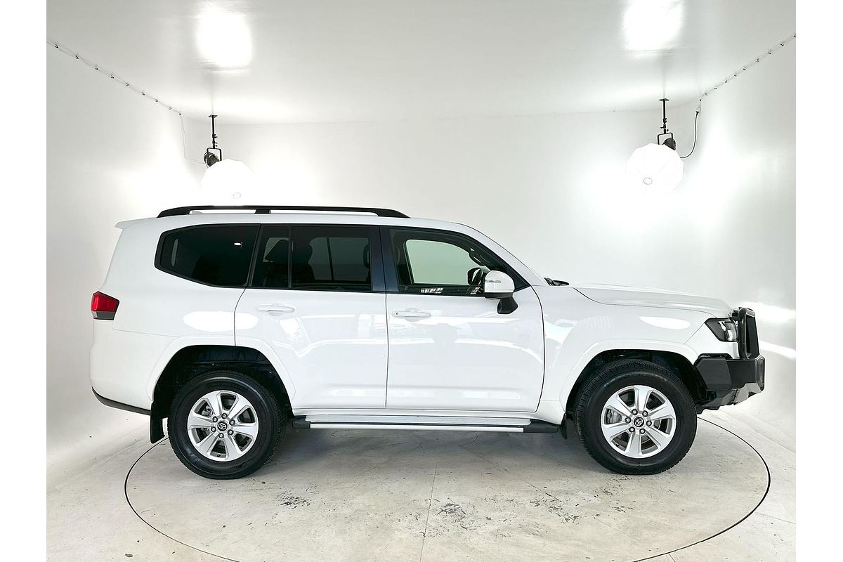 2023 Toyota Landcruiser GXL FJA300R