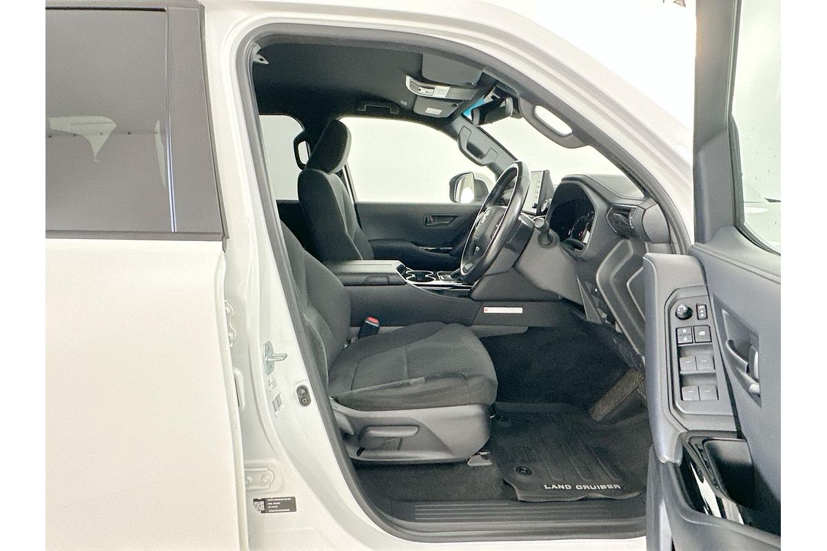 2023 Toyota Landcruiser GXL FJA300R