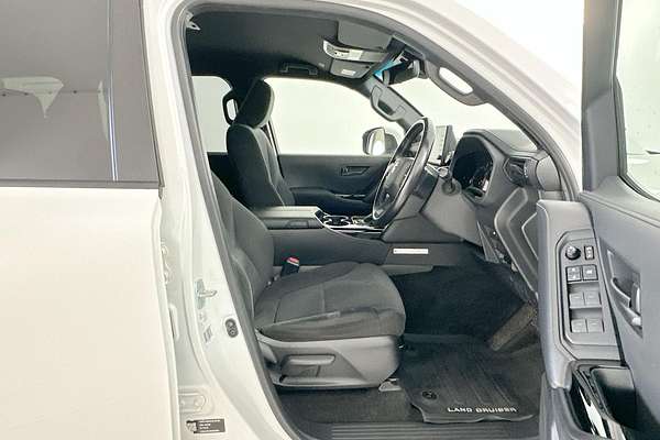 2023 Toyota Landcruiser GXL FJA300R