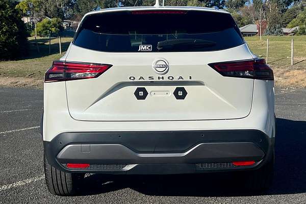 2024 Nissan QASHQAI Ti J12