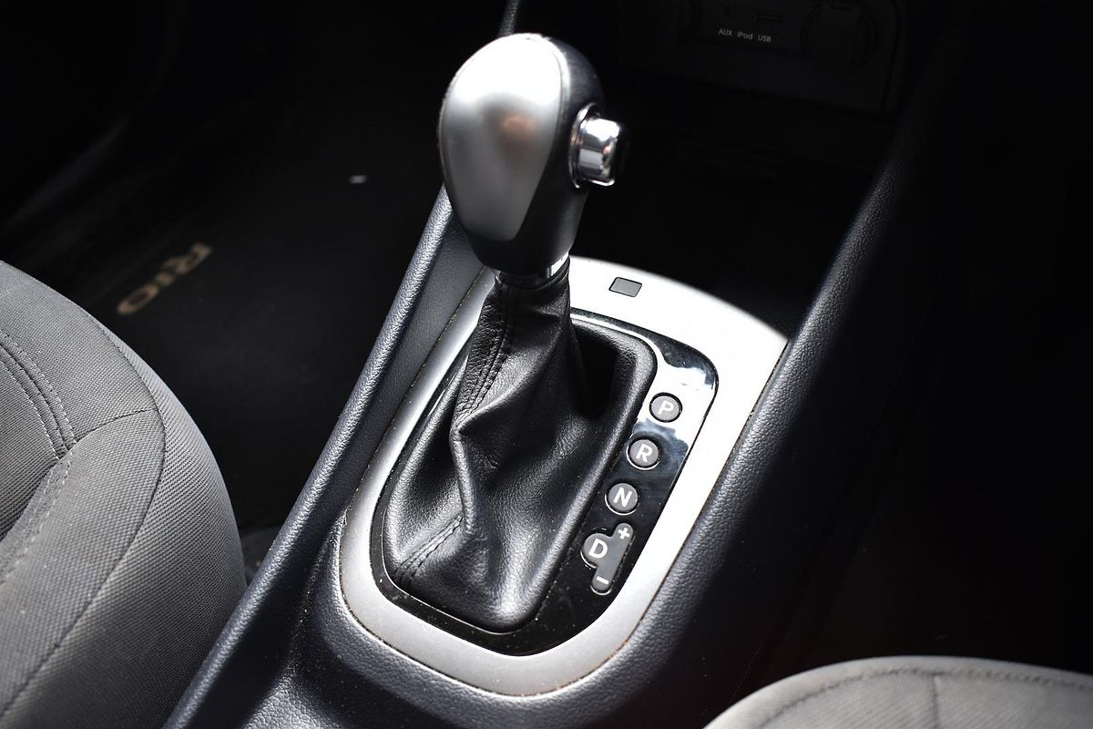 2013 Kia Rio Si UB