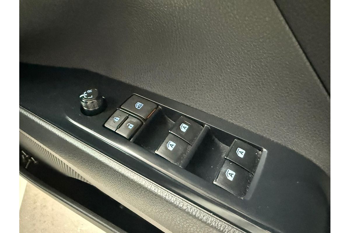 2019 Toyota Camry Ascent ASV70R