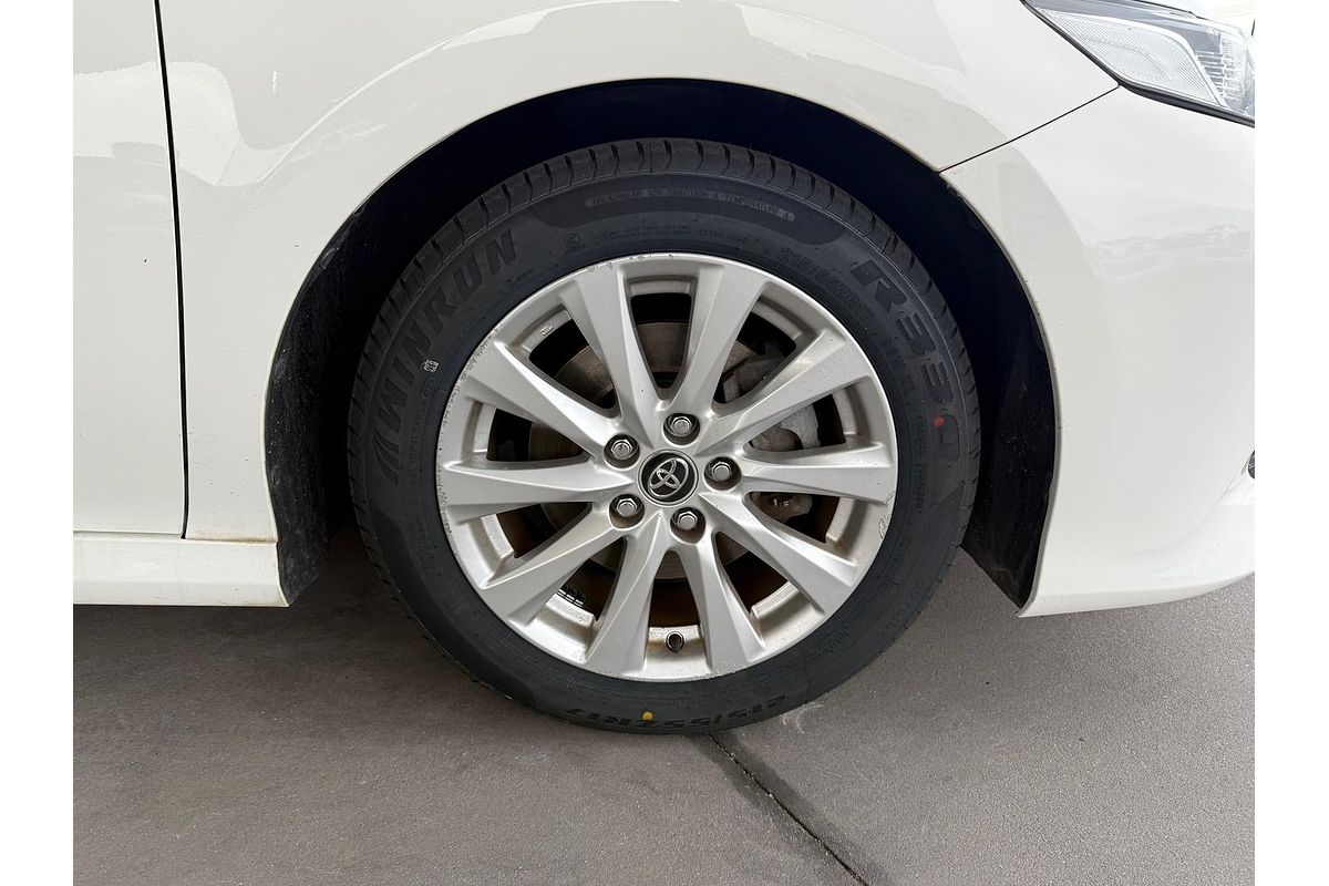 2019 Toyota Camry Ascent ASV70R