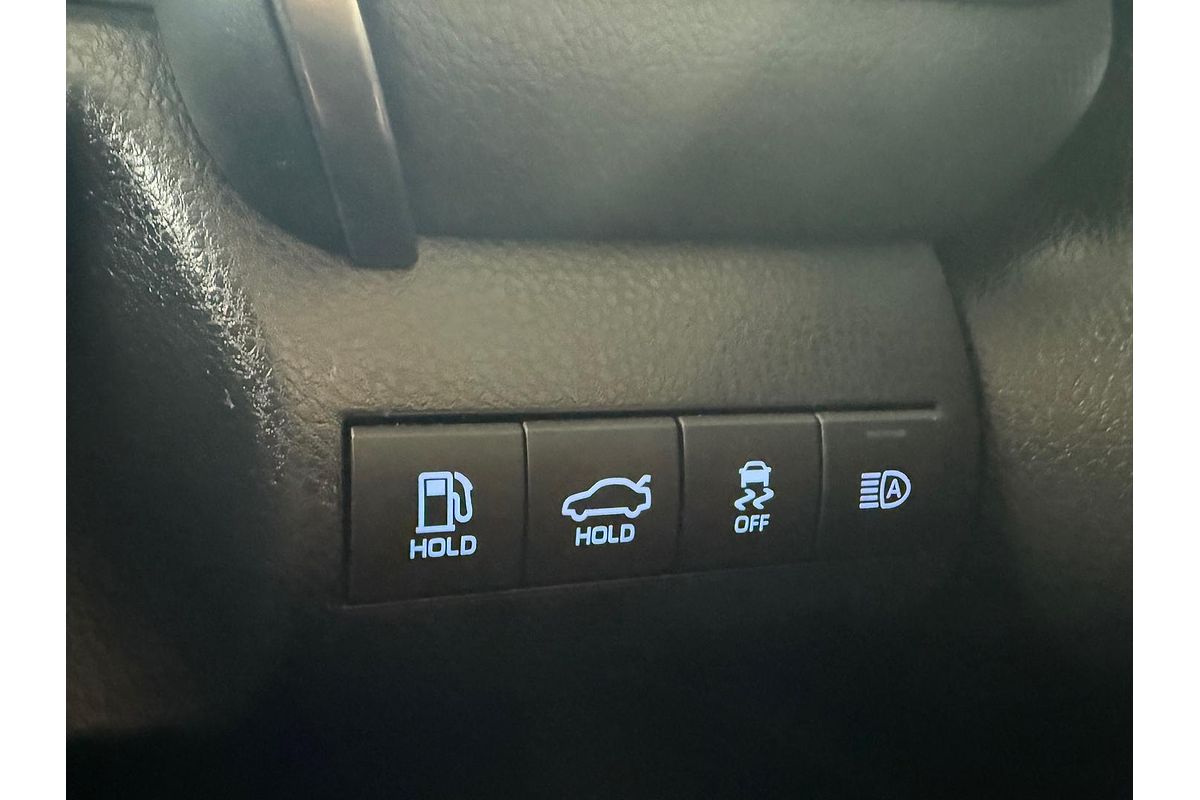 2019 Toyota Camry Ascent ASV70R