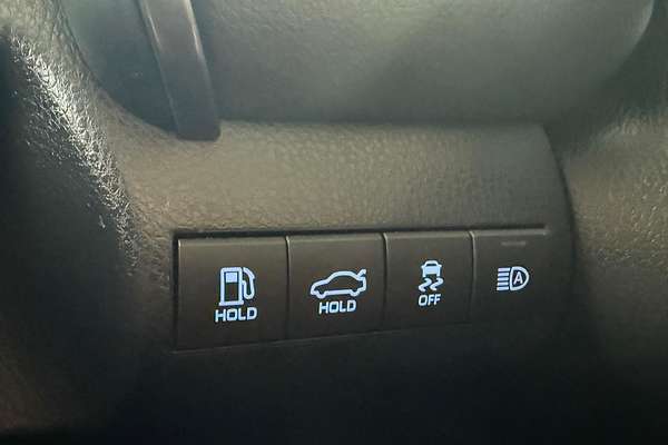 2019 Toyota Camry Ascent ASV70R