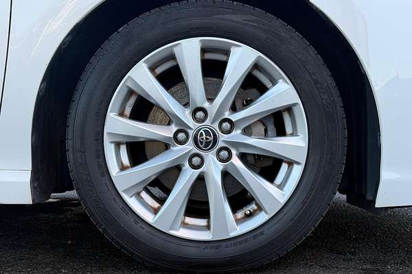 2018 Toyota Camry Ascent Sport ASV70R
