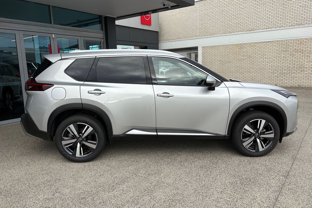 2024 Nissan X-TRAIL Ti T33