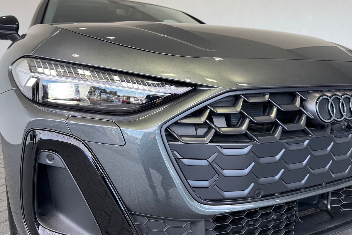 2025 Audi A5 TFSI 150kW S line B10