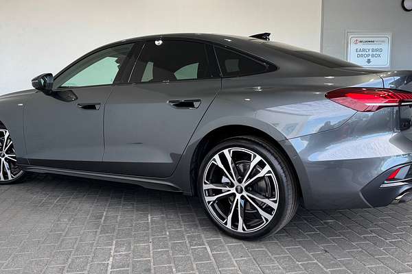 2025 Audi A5 TFSI 150kW S line B10