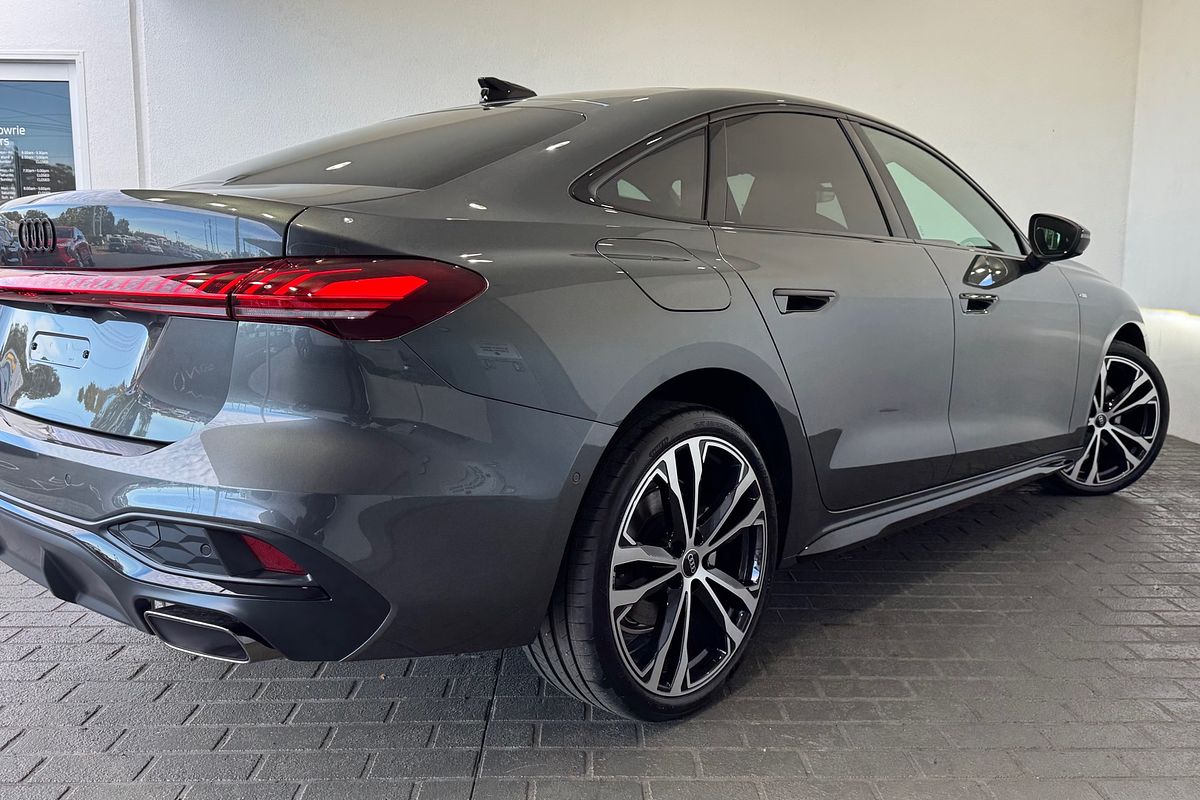 2025 Audi A5 TFSI 150kW S line B10