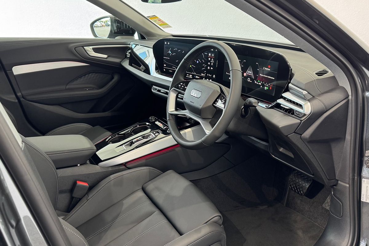 2025 Audi A5 TFSI 150kW S line B10