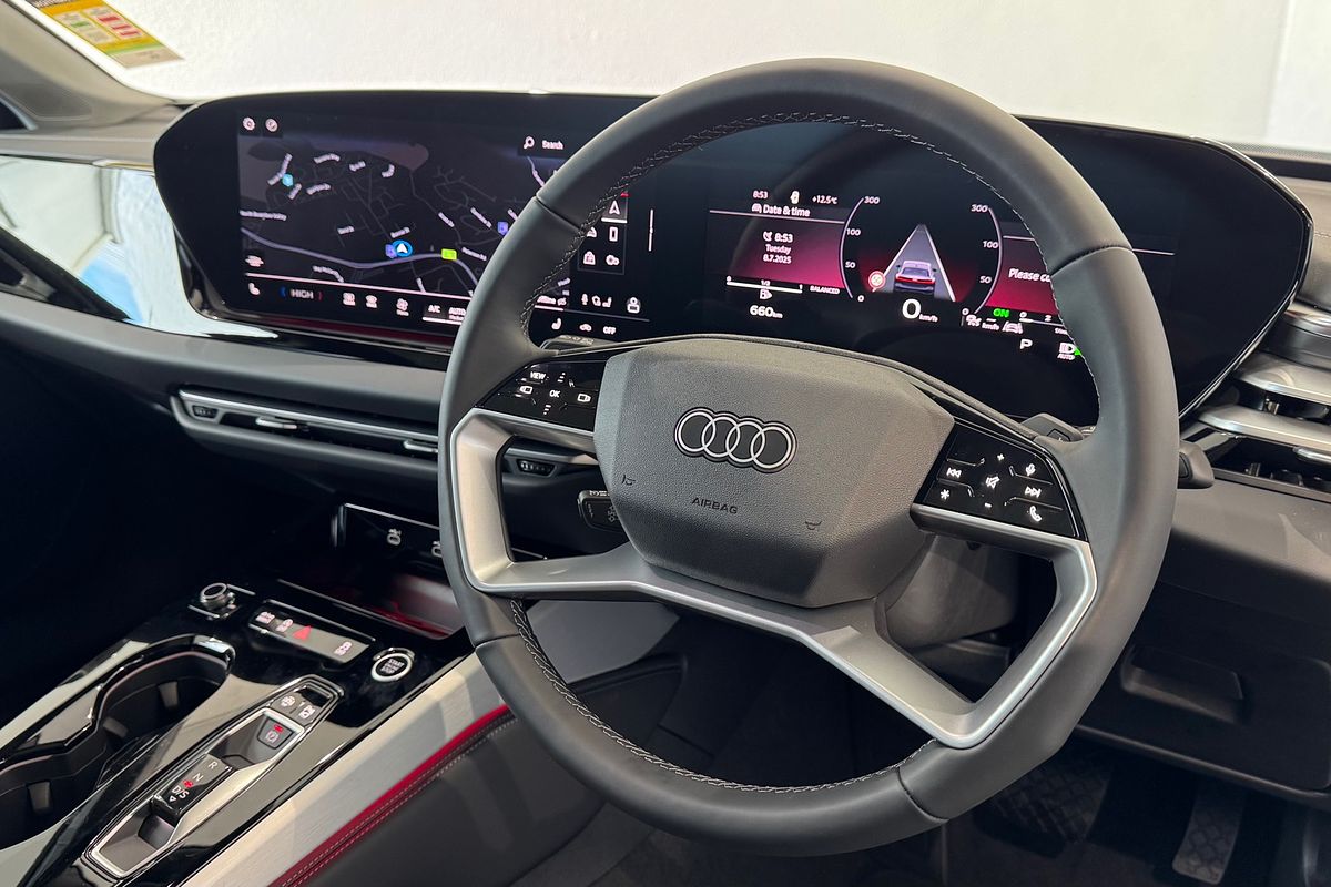 2025 Audi A5 TFSI 150kW S line B10